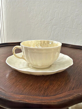 Belleek Shamrock Tea Cup and Saucer Set Cream